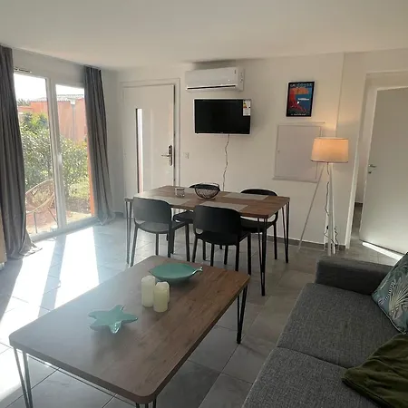 Résidence Hôtelière Les Hameaux De Saint Cyprien 35 M2 1 Lecci