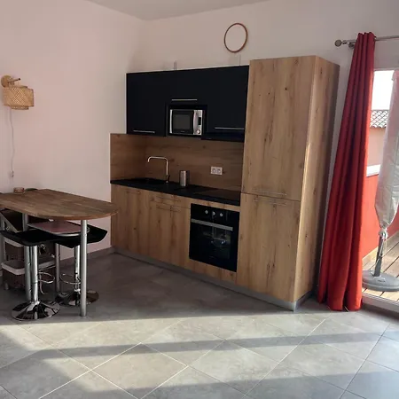 Apartment Hoteliere Les Hameaux De Saint Cyprien 35 M2 1 Lecci
