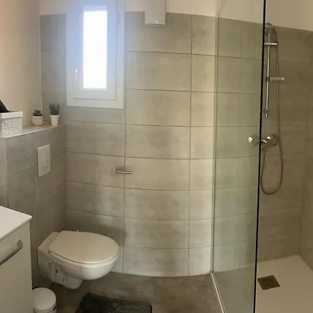 Résidence Hôtelière Les Hameaux De Saint Cyprien 35 M2 1 * Lecci