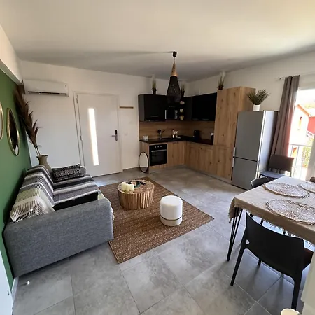 Résidence Hôtelière Les Hameaux De Saint Cyprien 35 M2 1 Lecci