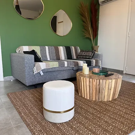 Résidence Hôtelière Les Hameaux De Saint Cyprien 35 M2 1 * Lecci