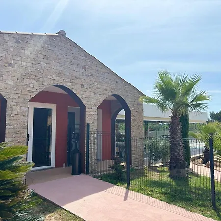 Résidence Hôtelière Les Hameaux De Saint Cyprien 35 M2 1 *