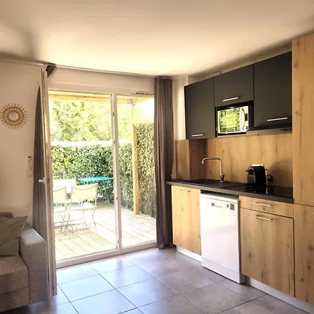 Résidence Hôtelière Les Hameaux De Saint Cyprien 35 M2 1