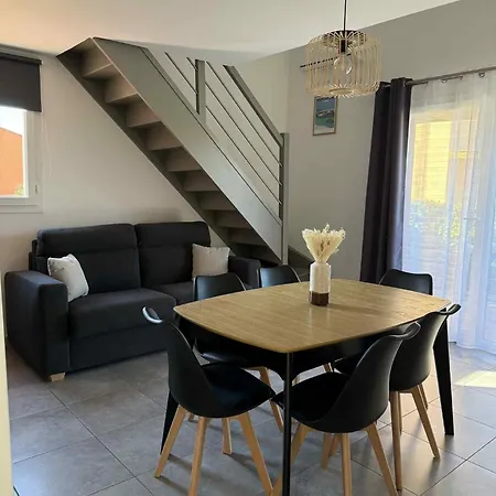 Résidence Hôtelière Les Hameaux De Saint Cyprien 35 M2 1 *