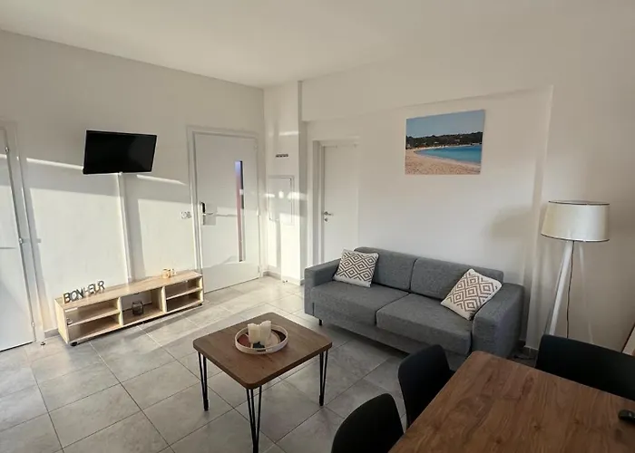 Apartment Hoteliere Les Hameaux De Saint Cyprien 35 M2 1 Lecci