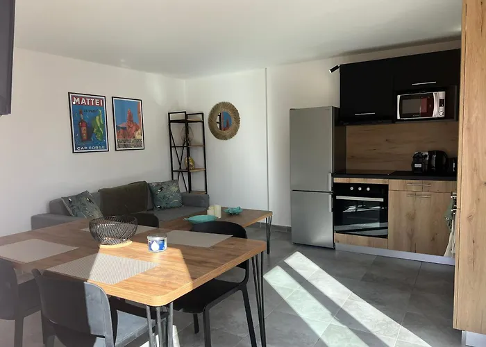 Appartement Résidence Hôtelière Les Hameaux De Saint Cyprien 35 M2 1