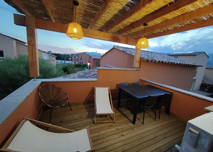 Résidence Hôtelière Les Hameaux De Saint Cyprien 35 M2 1 Appartement *