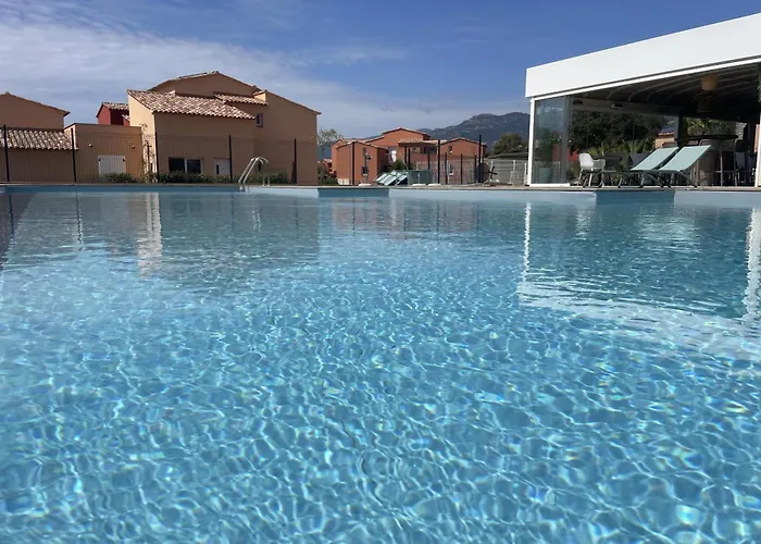 Résidence Hôtelière Les Hameaux De Saint Cyprien 35 M2 1 Appartement