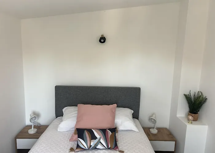 Résidence Hôtelière Les Hameaux De Saint Cyprien 35 M2 1 Appartement *