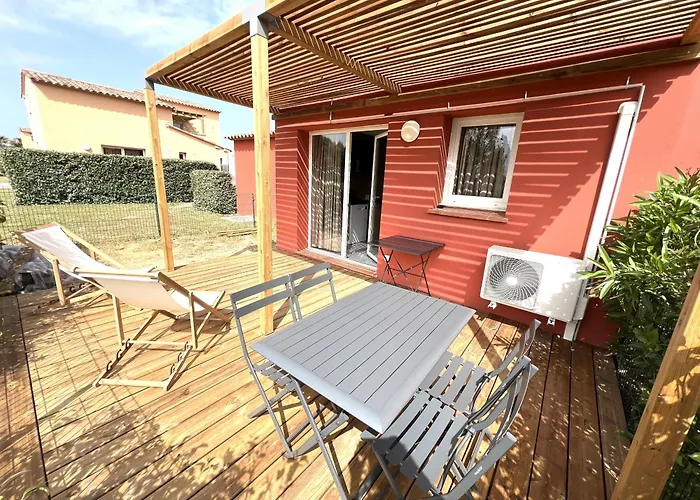 Résidence Hôtelière Les Hameaux De Saint Cyprien 35 M2 1