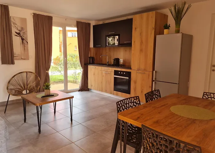 Hoteliere Les Hameaux De Saint Cyprien 35 M2 1 Apartment Lecci