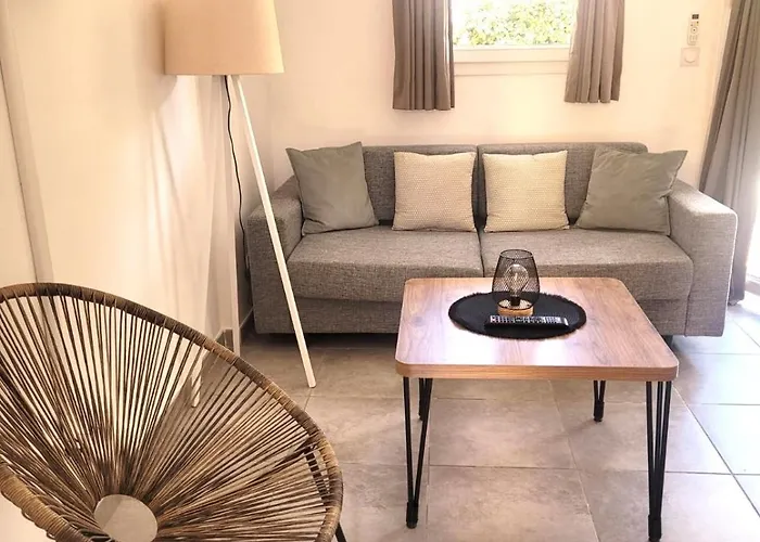 Résidence Hôtelière Les Hameaux De Saint Cyprien 35 M2 1 Lecci