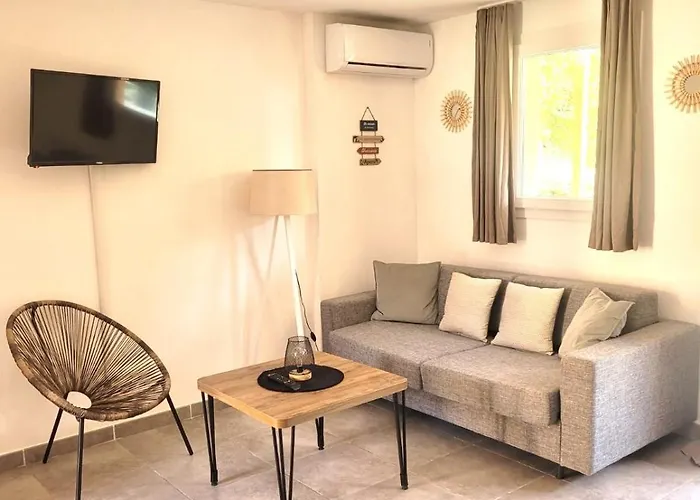 Résidence Hôtelière Les Hameaux De Saint Cyprien 35 M2 1 Appartement